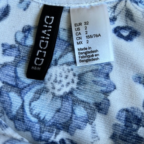 H&M Scoop Front/Back Flower Dress - Picture 4 of 4